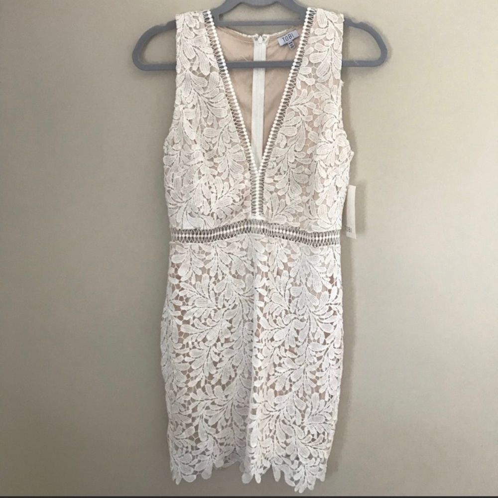 white lace dress